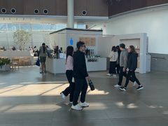 -东荟城名店仓
