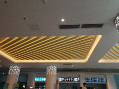 -佳影巨幕影城(萝岗香雪锐丰广场店)