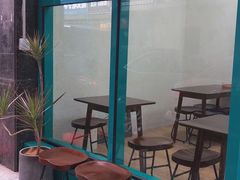 等位区-牛氏石磨肠粉(海璟国际店)