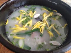 鲜花怒放过桥米线-桥香园过桥米线(国贸店)