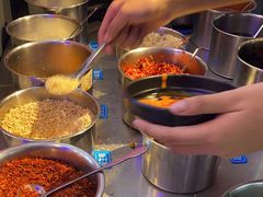 -钢管厂五区小郡肝串串香(滨江店)