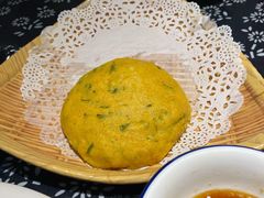 小饼子-旺角小渔村·海肠捞饭开创者(二马路店)