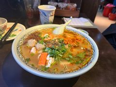 -大头虾越式风味餐厅(光明广场店)