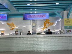 -乔波室内滑雪场