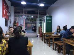 大堂-阿姨小肉摊(同济西苑店)