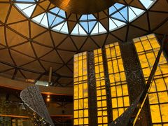 -上海滴水湖皇冠假日酒店