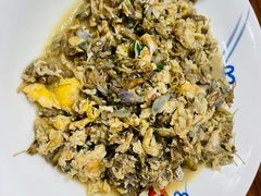 -芦茨金富饭庄·25年老字号·专做稻草鸡