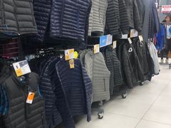 -迪卡侬(高新万达店)