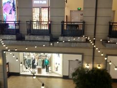 -王府井奥莱临潼小镇(临潼店)