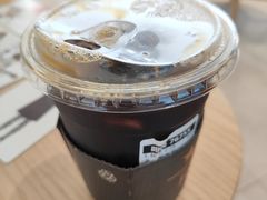 -星巴克臻选(上海淮海百盛购物中心店)