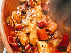 -超越炭火牛蛙火锅鸡(河东店)