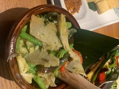 -云海肴·汽锅鸡·云南菜(天山百盛优客店)