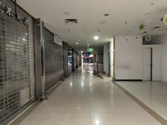 -家乐福(古北店)