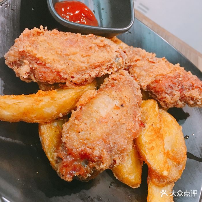 村爷爷龙虾汤泡饭南乳炸鸡翼图片 - 第1张