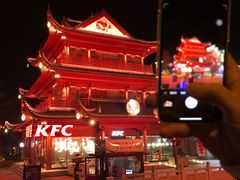 -巴陵广场