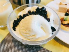 -安徽饭店·白鹭阁自助餐厅(梅山路店)