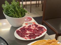 -胡须佬鸡煲四季火锅店(石厦西村直营店)