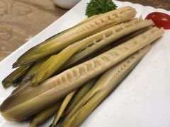 泡椒手剥笋-金牌餐厅·天津菜·八珍豆腐·老爆三(瓷房子店)