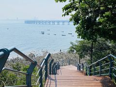 -银沙滩浴场