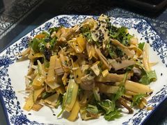 -蜗牛小馆醉乡民谣云南菜(惠新西里店)