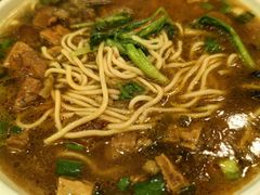 -三两春肚肺汤(崂山路店)