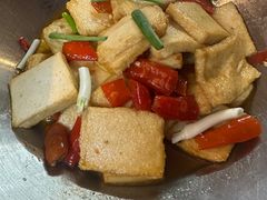 -昱龙大盆牛蛙馆(三兴街总店)