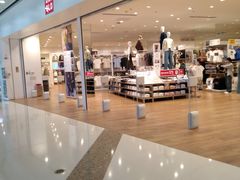 -优衣库(广州番禺万达广场店)