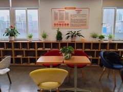 -淮海中路街道图书馆