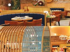 -樾餐厅泰式海鲜火锅(民歌湖店)