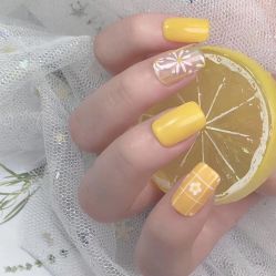 -慕拉美甲美睫皮肤管理