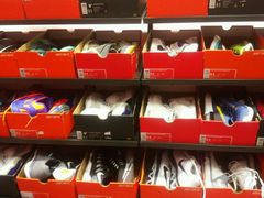 -NIKE北京马连道换季优惠店
