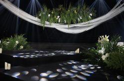 -爱情木马婚礼定制·双清湾水街礼宴高端私人婚礼