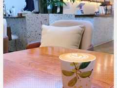 -Line 咖啡(石厦花园店)