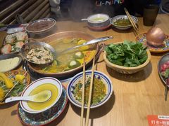 -洱火云南酸菜牛肉火锅(石景山当代商城店)