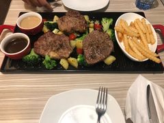 -必胜客(集美杏东店)