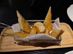 餐前面包-C&R西班牙餐厅