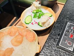 -得意咚瓜·顺德鱼生·冬瓜火锅(深圳首店)