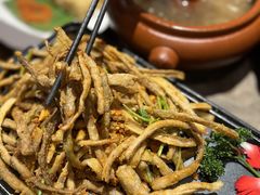 -雀舞云南菜(天津天河城购物中心店)