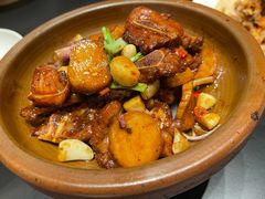 -阿瓦山寨·湘菜现炒·剁椒鱼头王(咸阳总店)