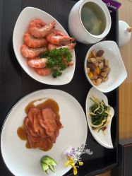 -爱陪伴尊享月子中心(国际店)