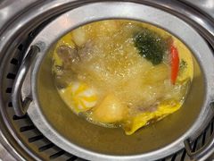 -龍歌自助小火锅(市北CBD万达店)