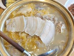 -关东小磨东北菜(上海长风大悦城店)