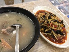 -江城燕子大排档(江汉路步行街店)