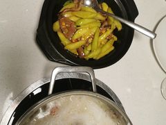 -煲王粤菜餐厅(中侨中心店)