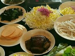 -华强阁菊花宴自助火锅店