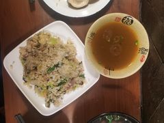 -舒蔡记生煎菜饭(云南中路店)