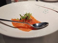 三文鱼温泉蛋配鱼子-Solo(衡山路店)