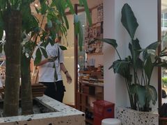 -Line 咖啡(石厦花园店)