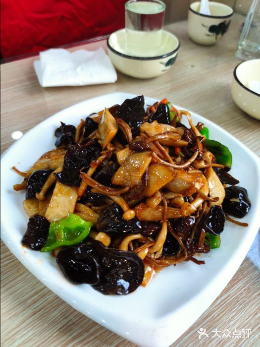 绿岛酒楼(小海地店)图片
