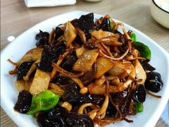 -绿岛酒楼(小海地店)